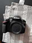 Nikon D3200. Może byc w zestawie z kit obiektywem