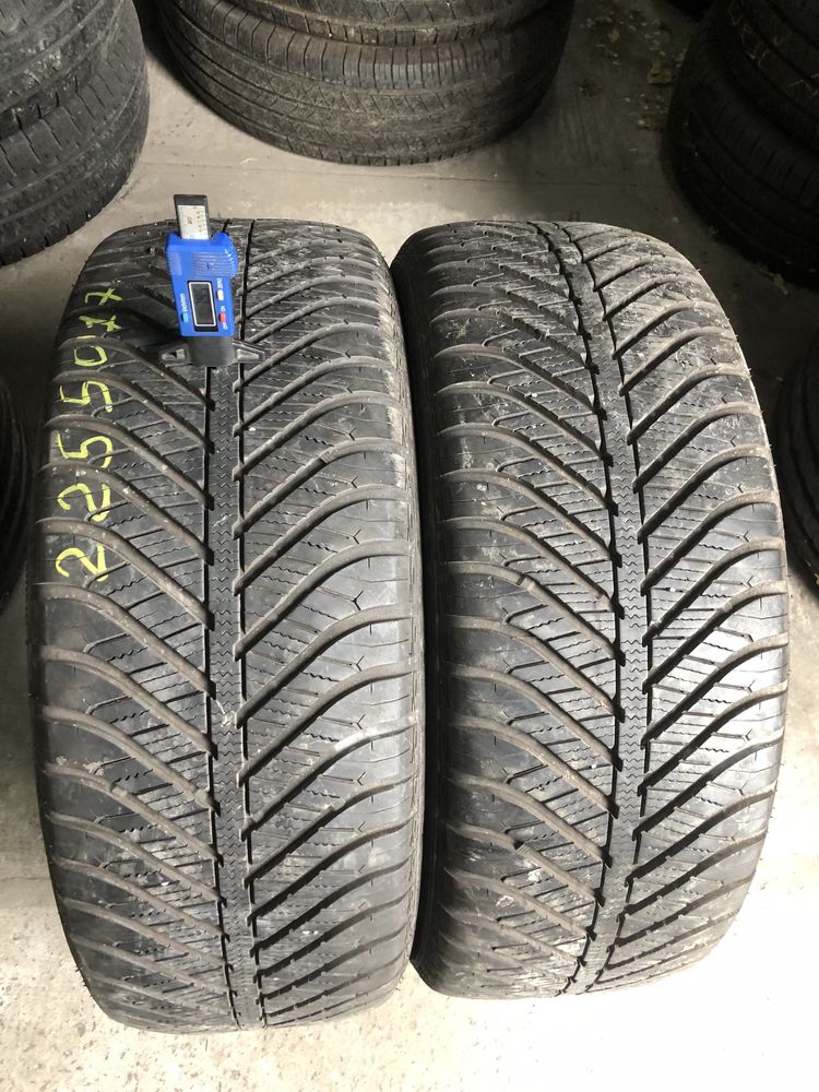 225/50/17 goodyear vector4seasons