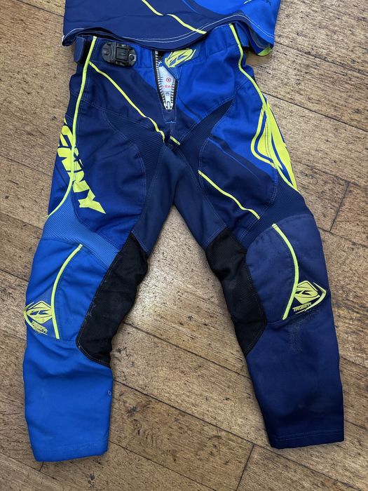 Equipamento motocross enduro Kenny +/-6Anos