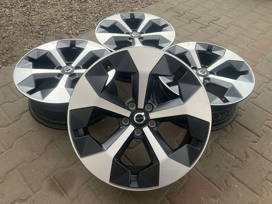 KOMPLET FELG FELGI ALU VOLVO XC40 XC60 R 19 5X108 ET50,5 NOWY MODEL