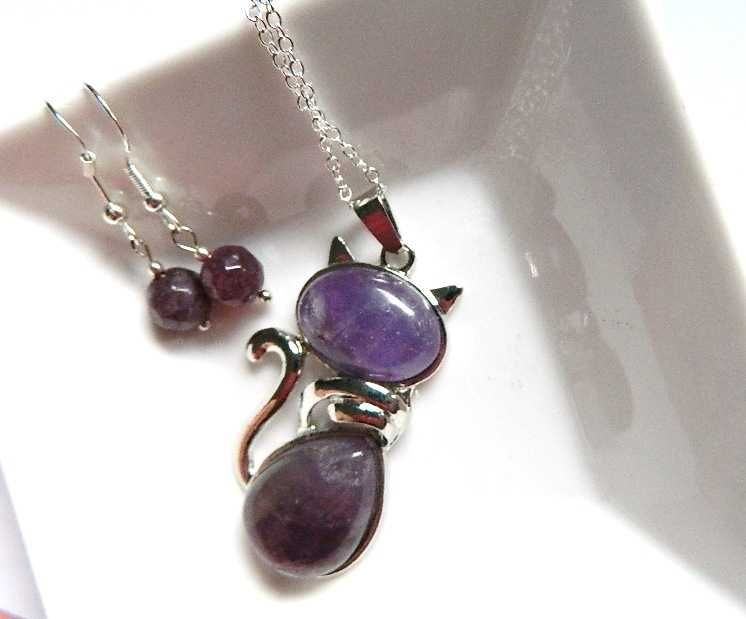 Ametyst fioletowy, wisiorek z kotem i kolczyki, zestaw biżuterii