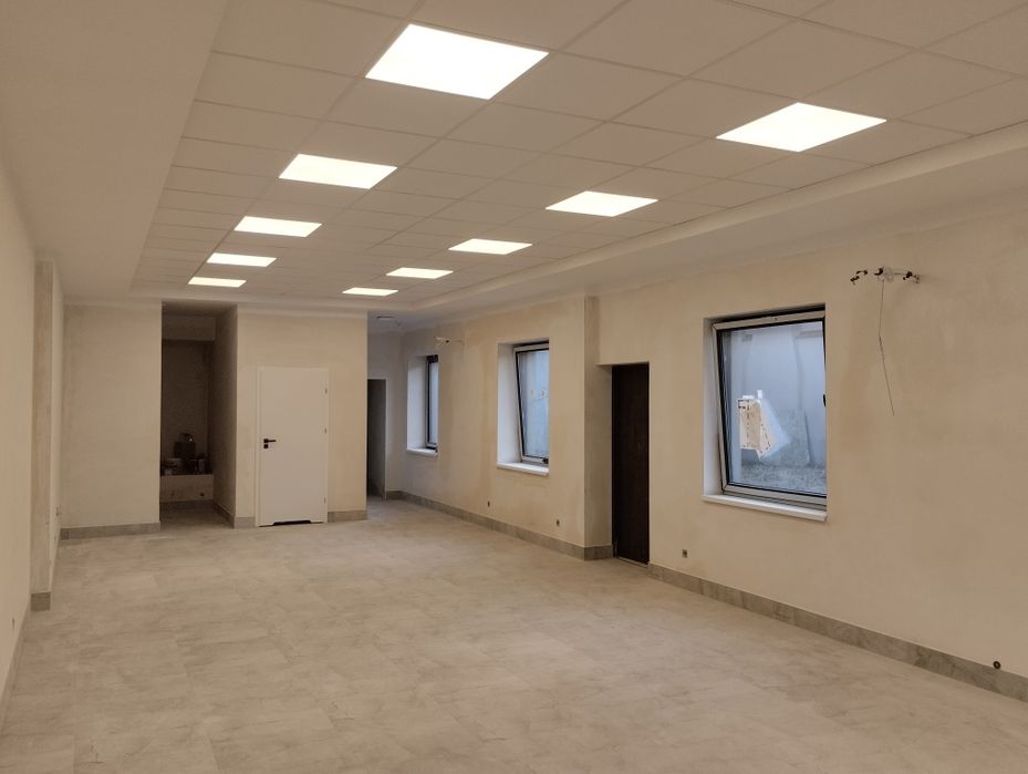 Wynajmę lokal usługowo/handlowy, 73,50 m2 wraz z ogródkiem .