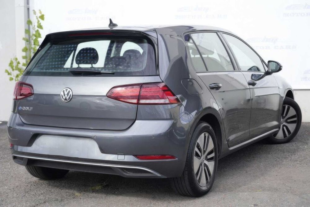Volkswagen e-Golf SEL Premium      2019