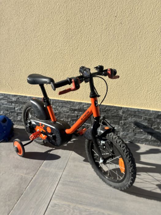 Bicicleta criança + skate e trotinete