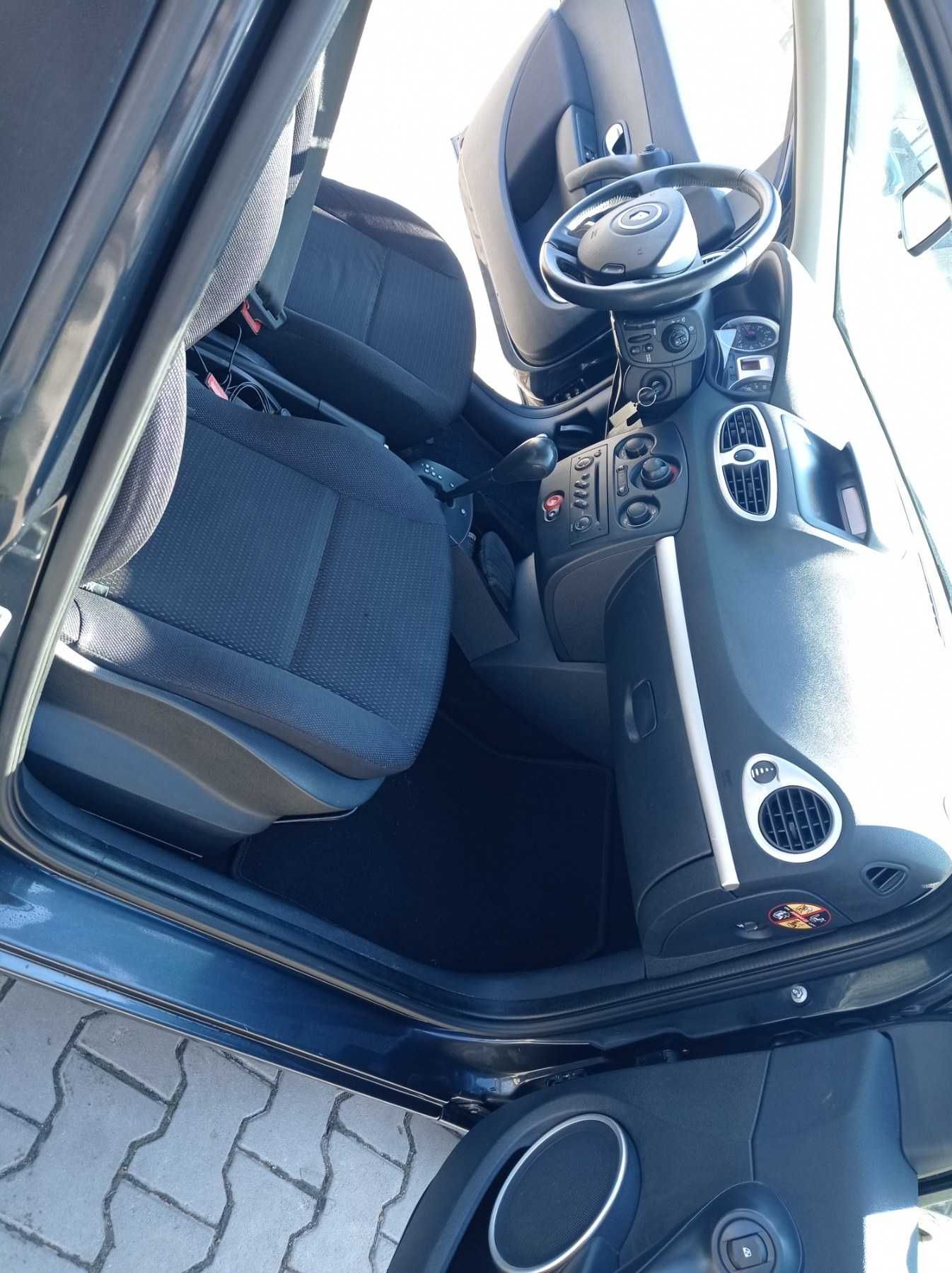 Renault Clio 2006 1.6 AT (110 к.с.)