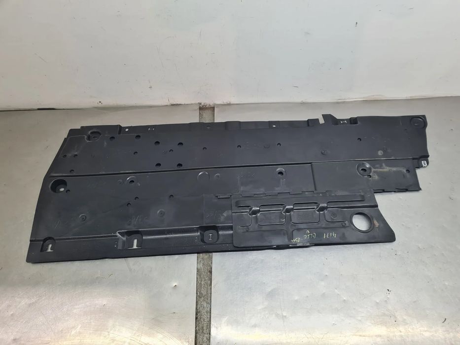 Blindagem inferior da carroçaria RENAULT Clio V (BF_)