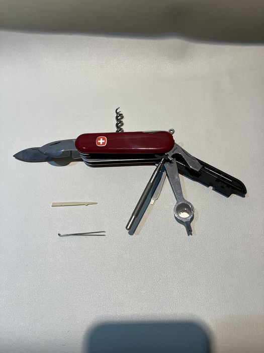 Canivete Wenger para relojoeiro