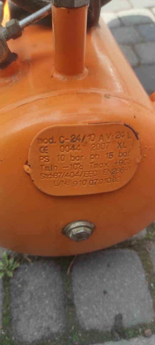 Kompresor ps 10 bar, pH 15 bar, 24L