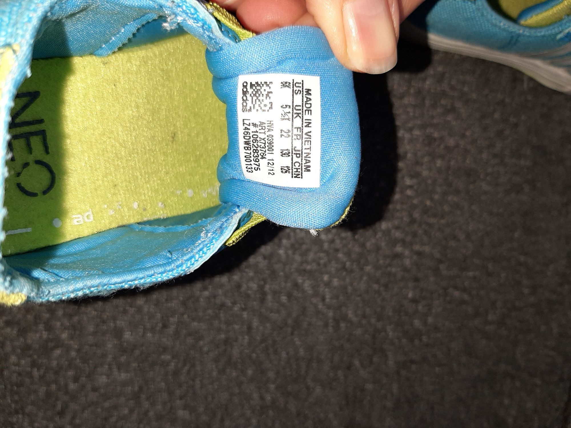 Buciki adidas neo 22