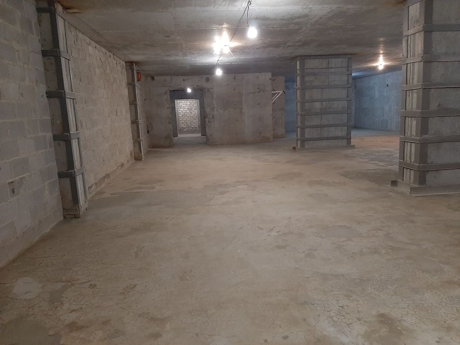 Сдам Цокольный этаж, Центр, Свой Вход