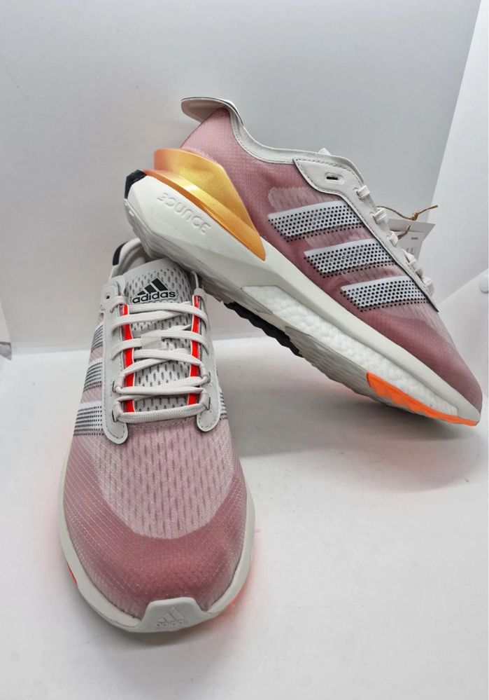 Кроссовки Adidas Avryn Boost 44 размер