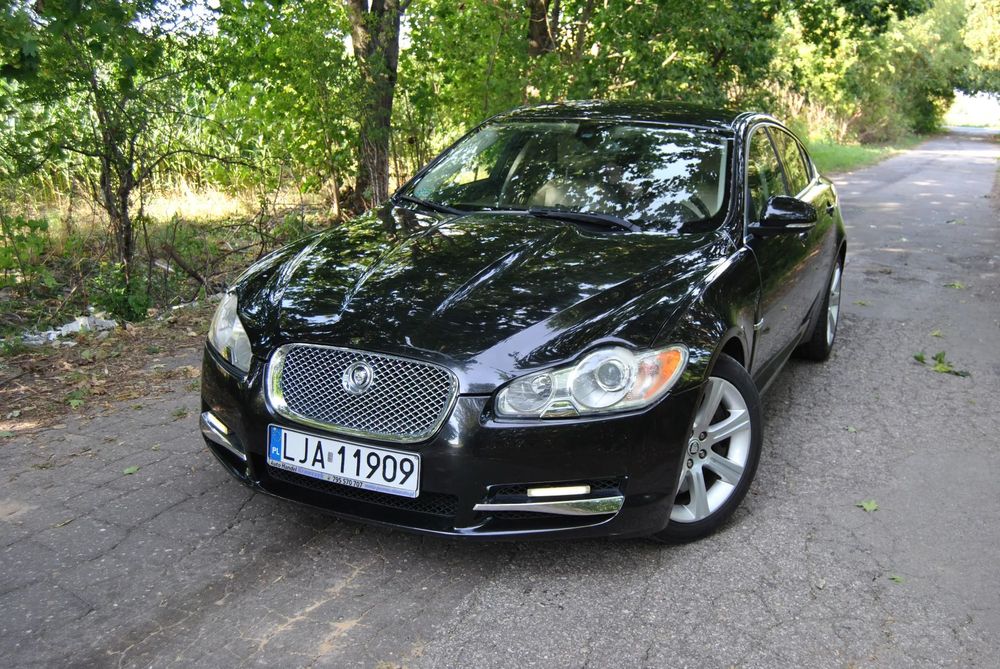 Jaguar XF Zarejestrowany PL-OC do 12.2025 , 2 komplety opon