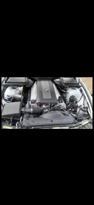 BMW 535i V8......