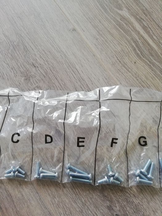 Parafusos (vesa) Universais para televisão