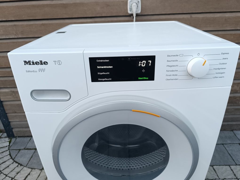 Сушильна машина Miele T1 TWF500WP