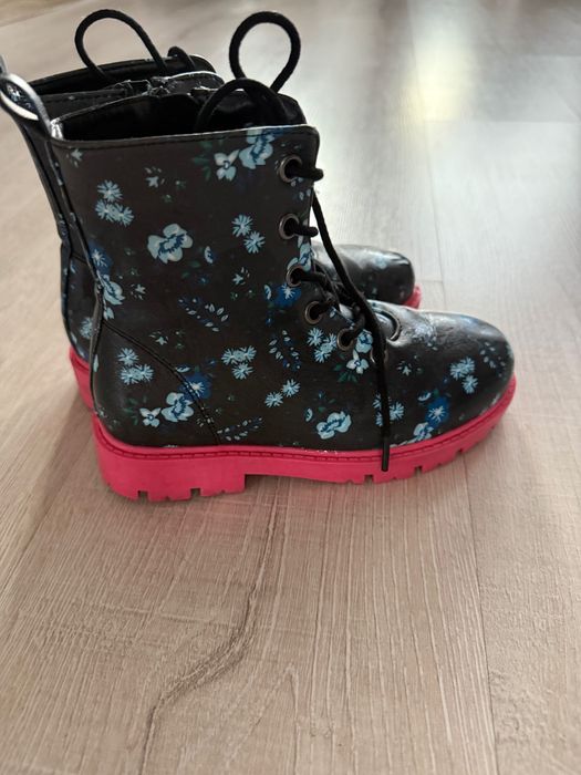 Демі ботінки для дівчинки