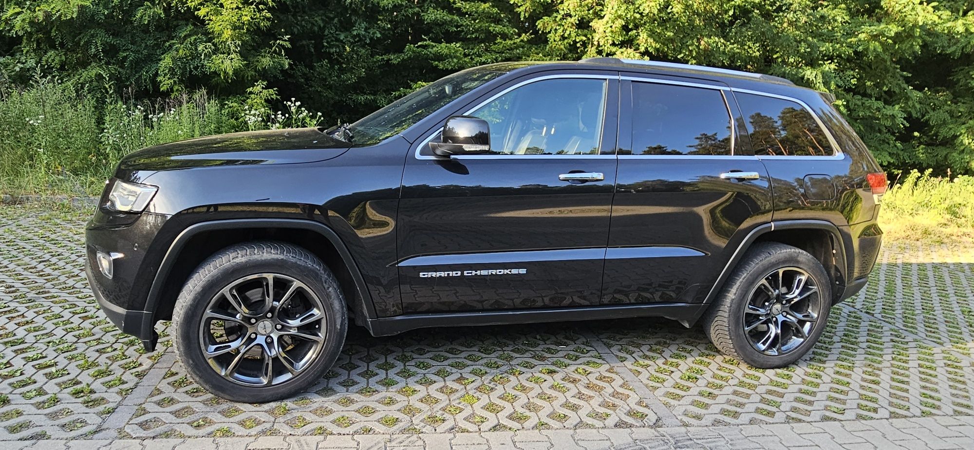 Sprzedam Jeep Grand Cherokee WK2 3.0 CRD Limited