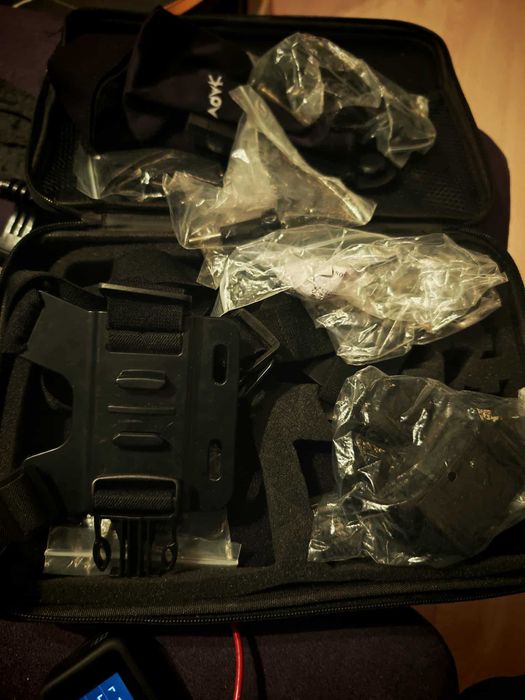 Gopro hero 8 black zestaw + ładowarka i baterie