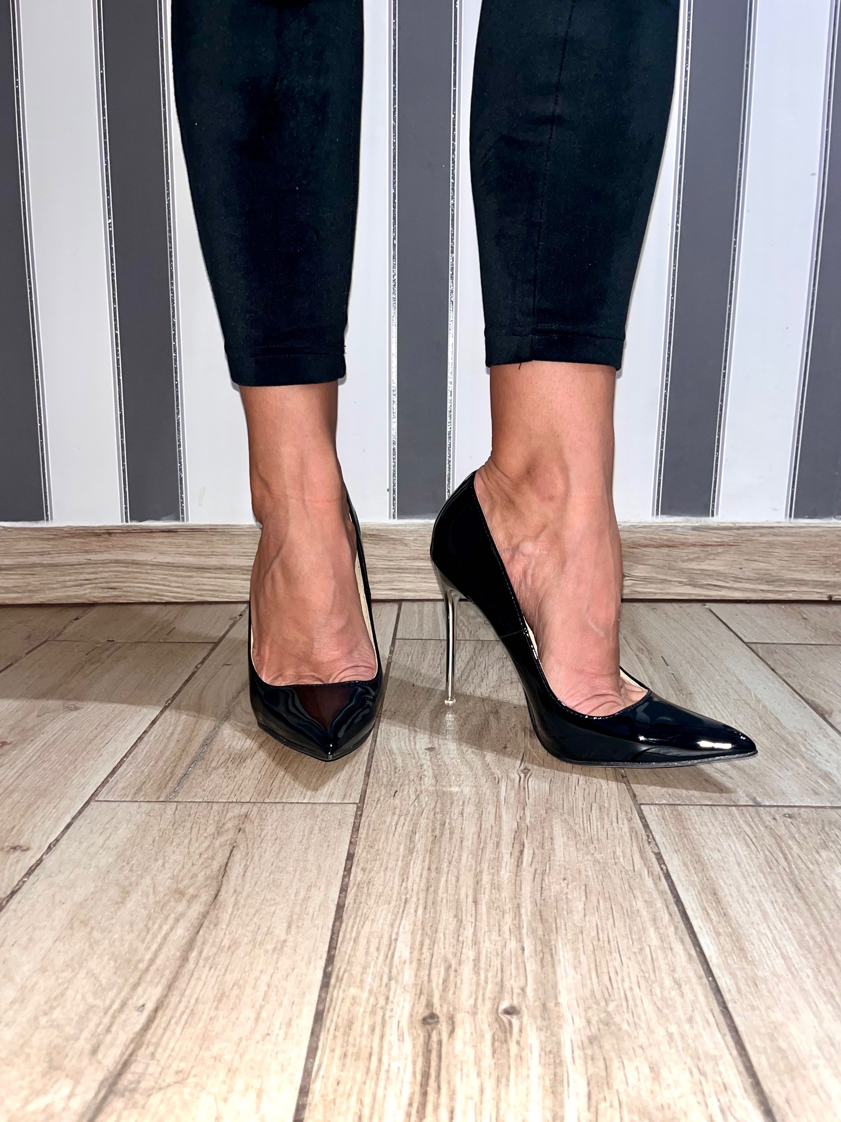 216/ ODREKI 45 Eleganckie czarne szpilki 36-46 obcasy 11 cm