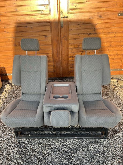 Сидіння для буса. Сідушки, крісла, автосидіння