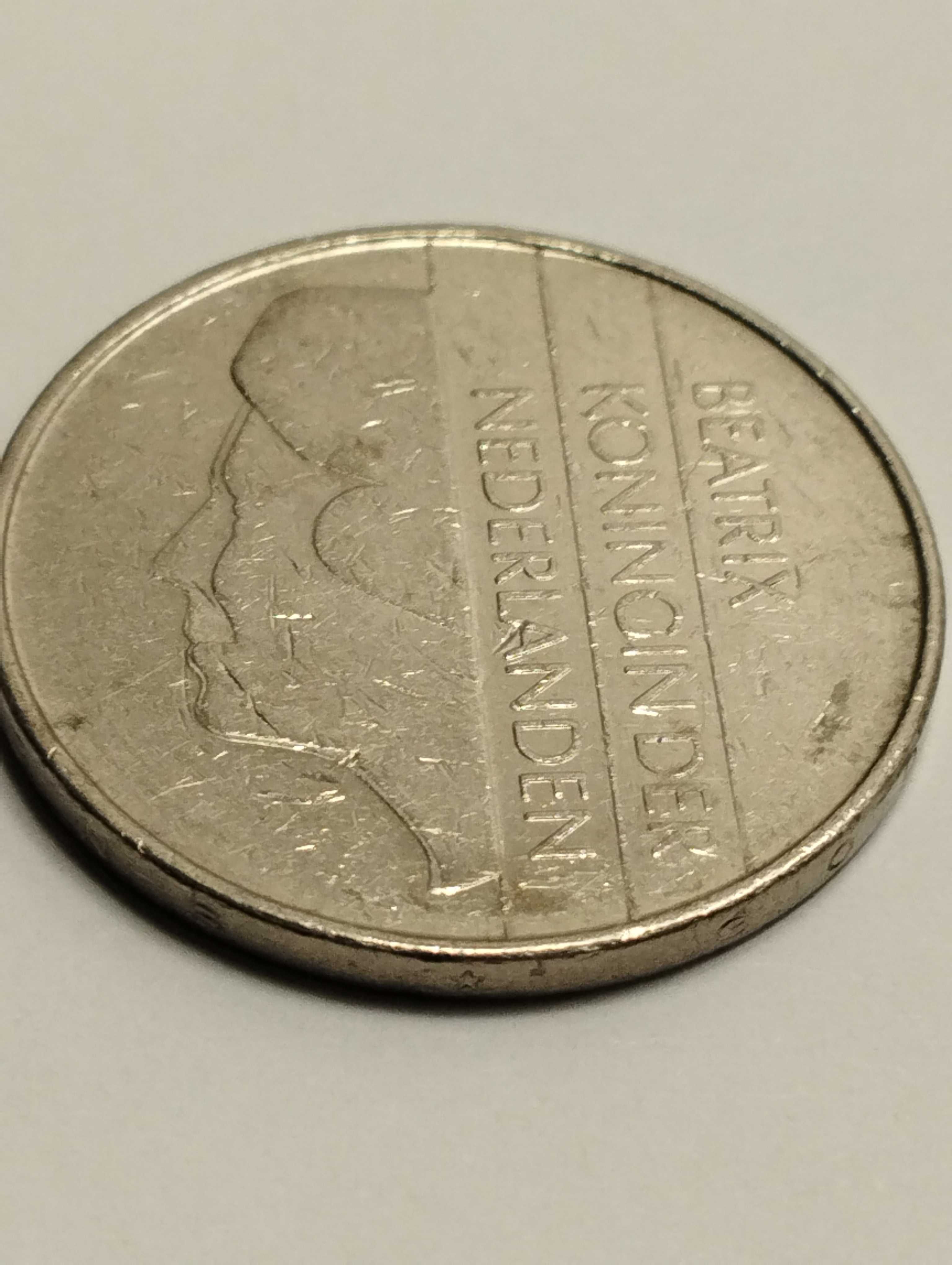 Holandia 2,5 guldena 1985r. stan db.