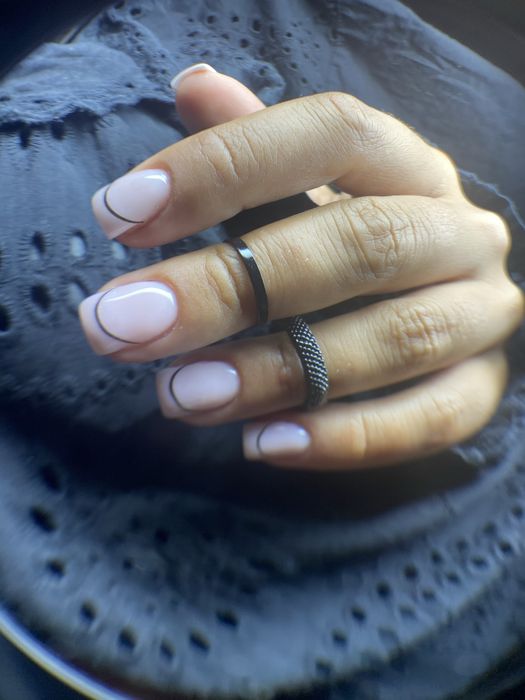 Шукаю моделей на манікюр для відпрацювання та наповнення портфоліо.