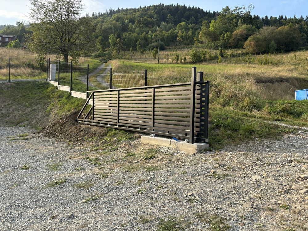 Brama przesuwna, skrzydłowa, panelowa, furtka