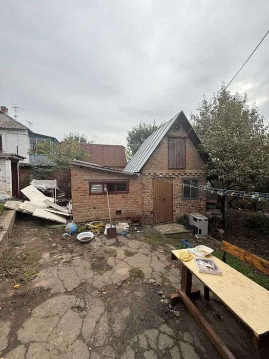 Добротний будинок в центрі міста