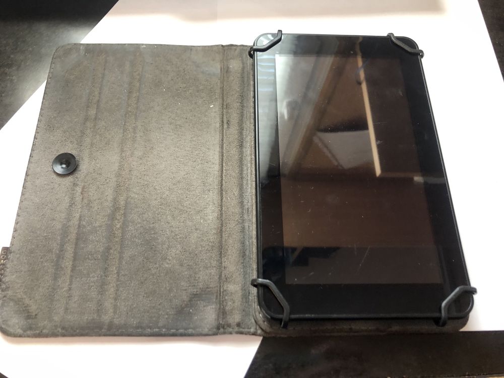 Планшети IPad mini A1432 та Assistant AP-712B