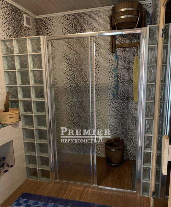 Продам сучасний двоповерховий будинок