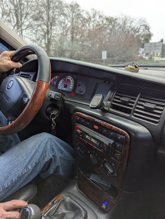 Опель вектра б. Газ бензин