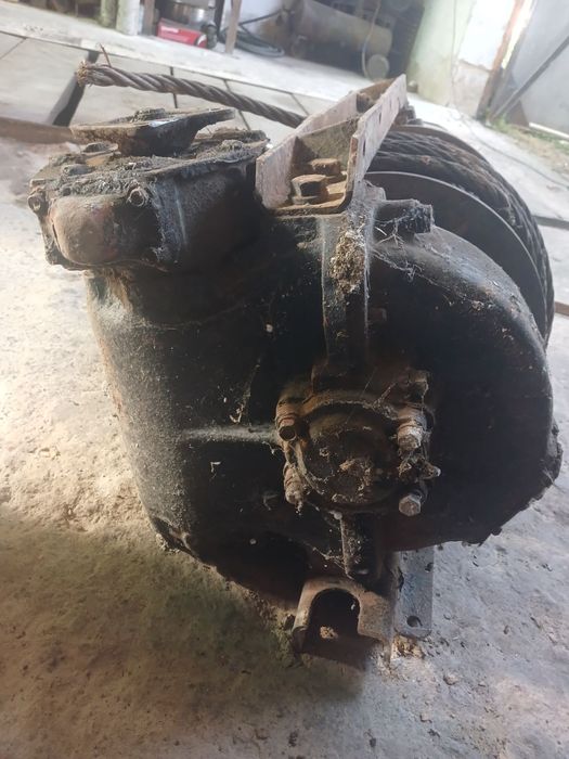 Либедка зил 131...