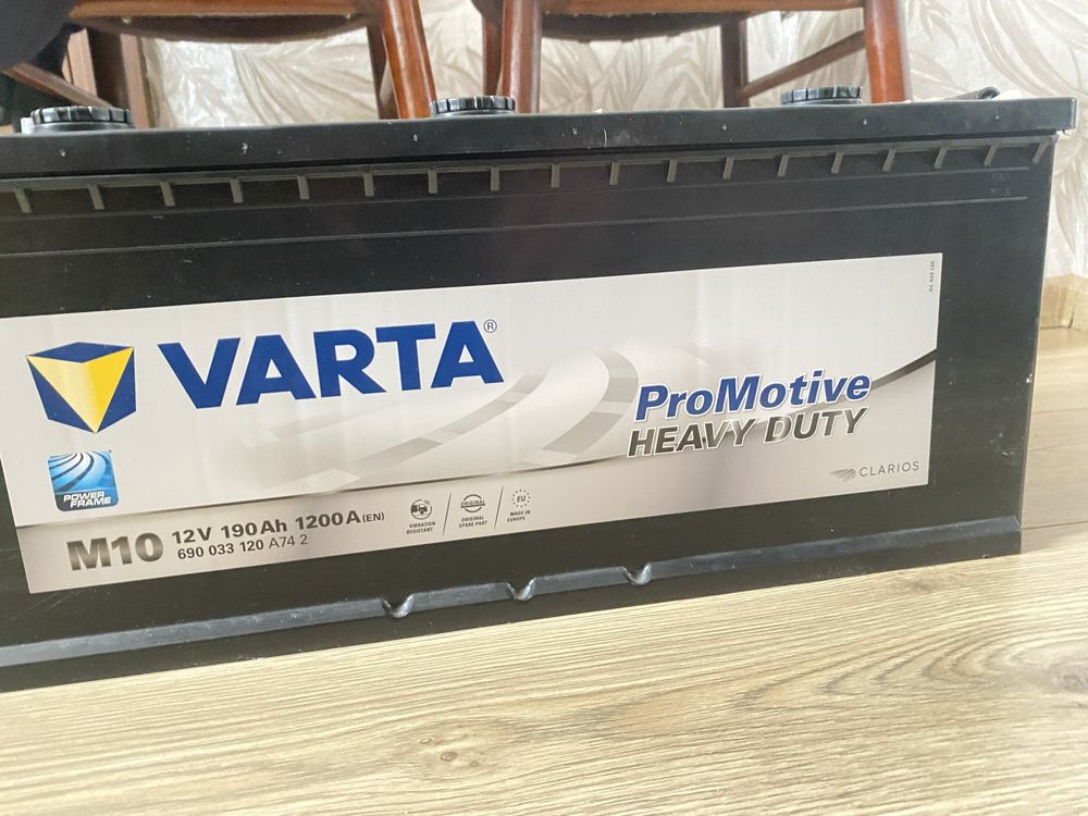 Акамулятор Varta