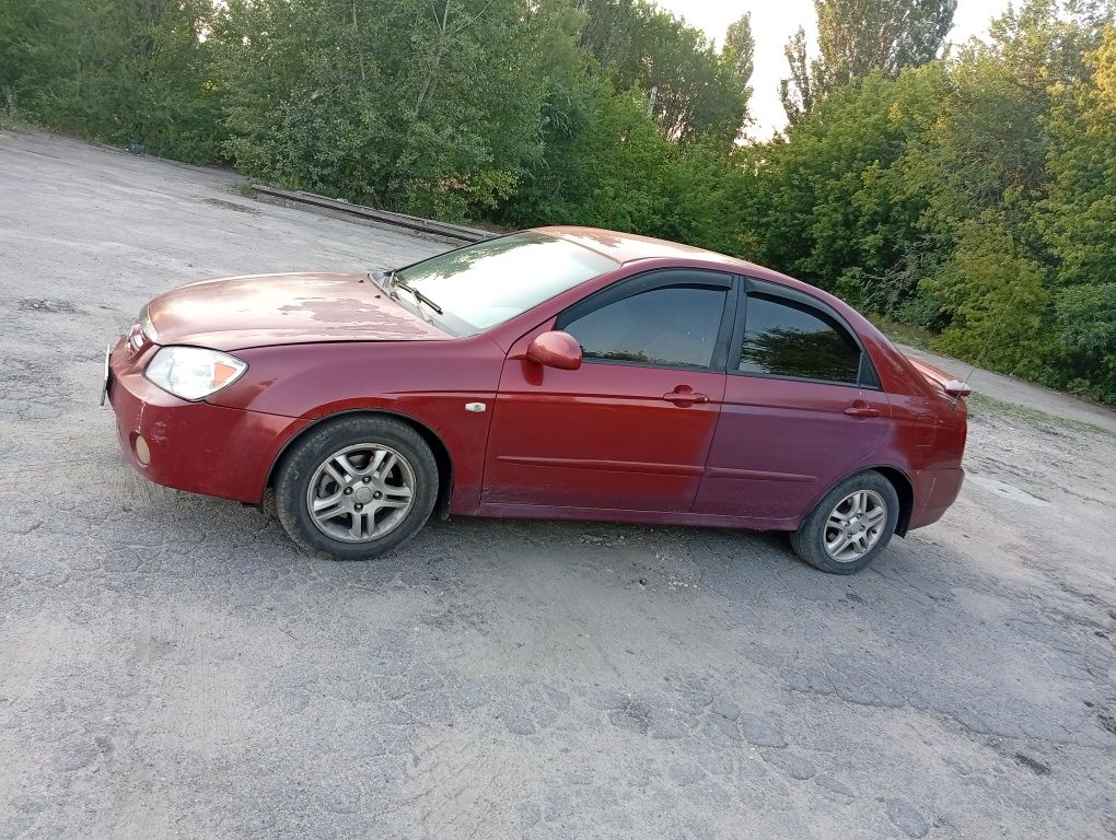 Киа церото 1,6 газ бензин