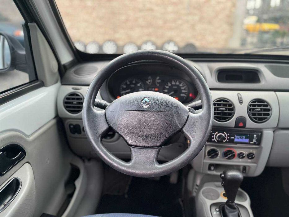 Renault Kangoo 2004р.в 1.6 л.Газ\Бензин.Оригінальний пасажир