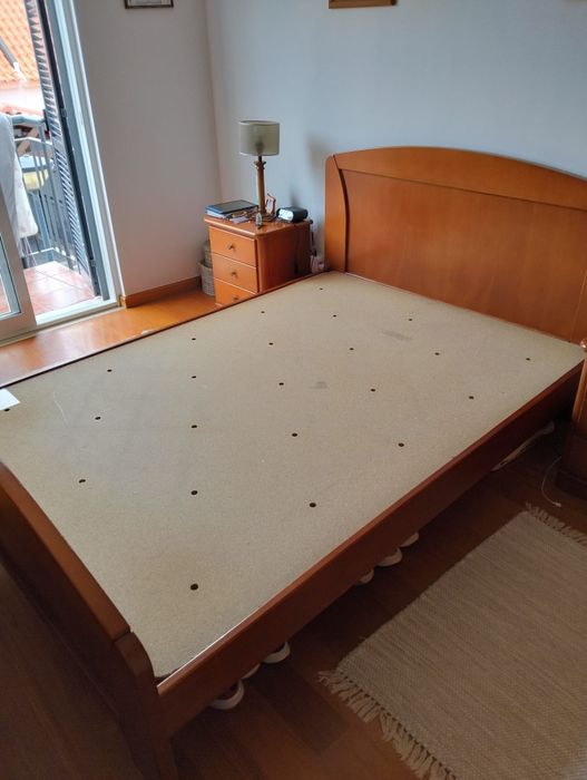 Cama de casal em faia (sem colchão) 2,00x1,40 m