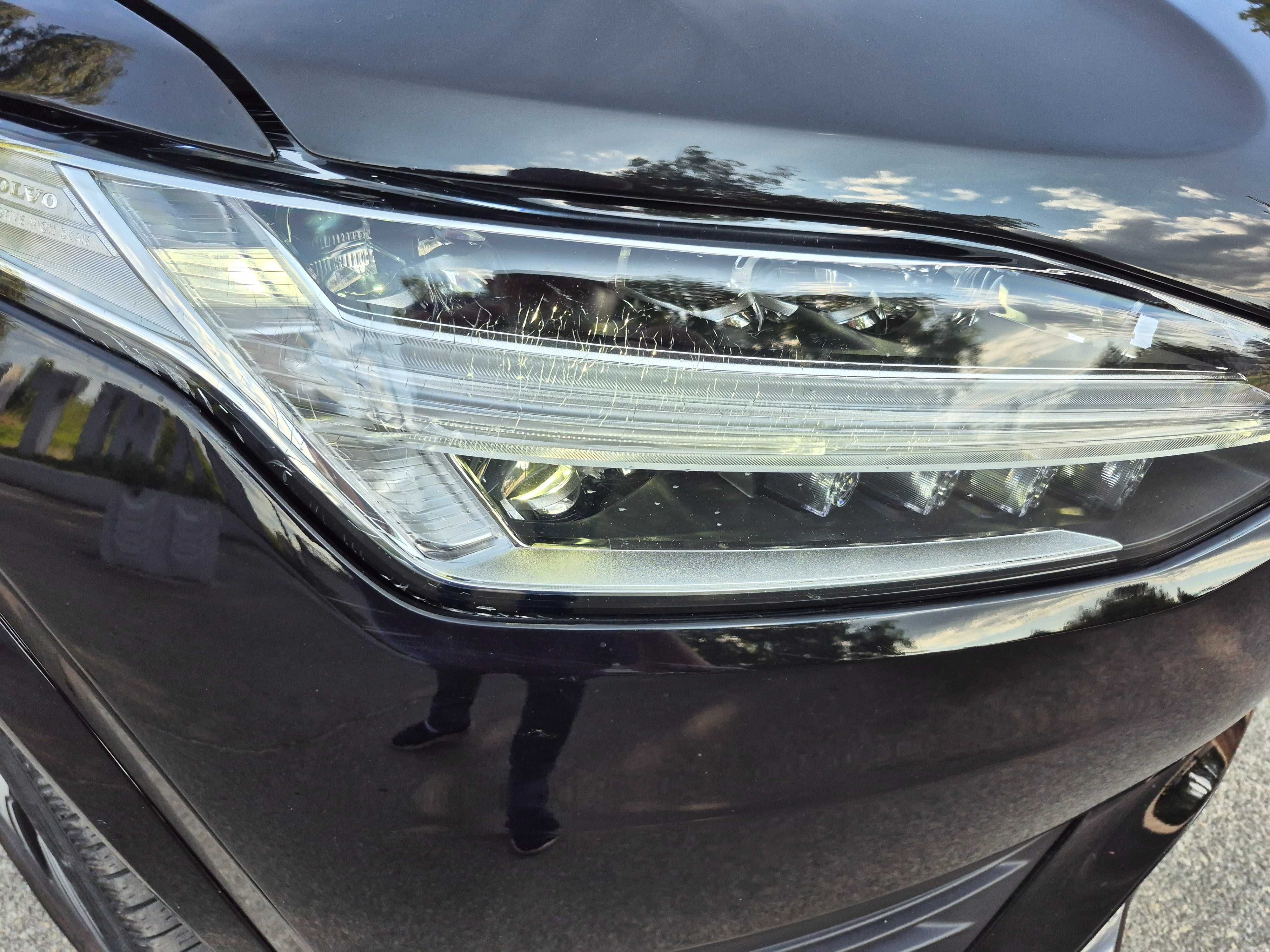 Продам Volvo xc 90 2020
