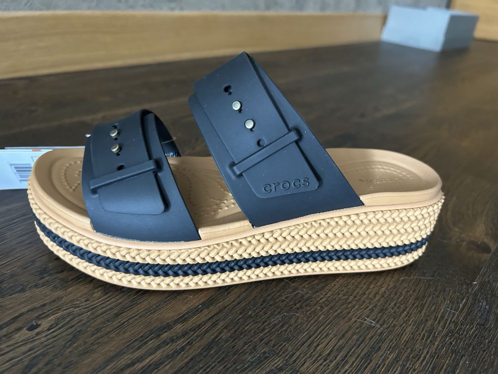 Crocs Brooklyn woven buckle