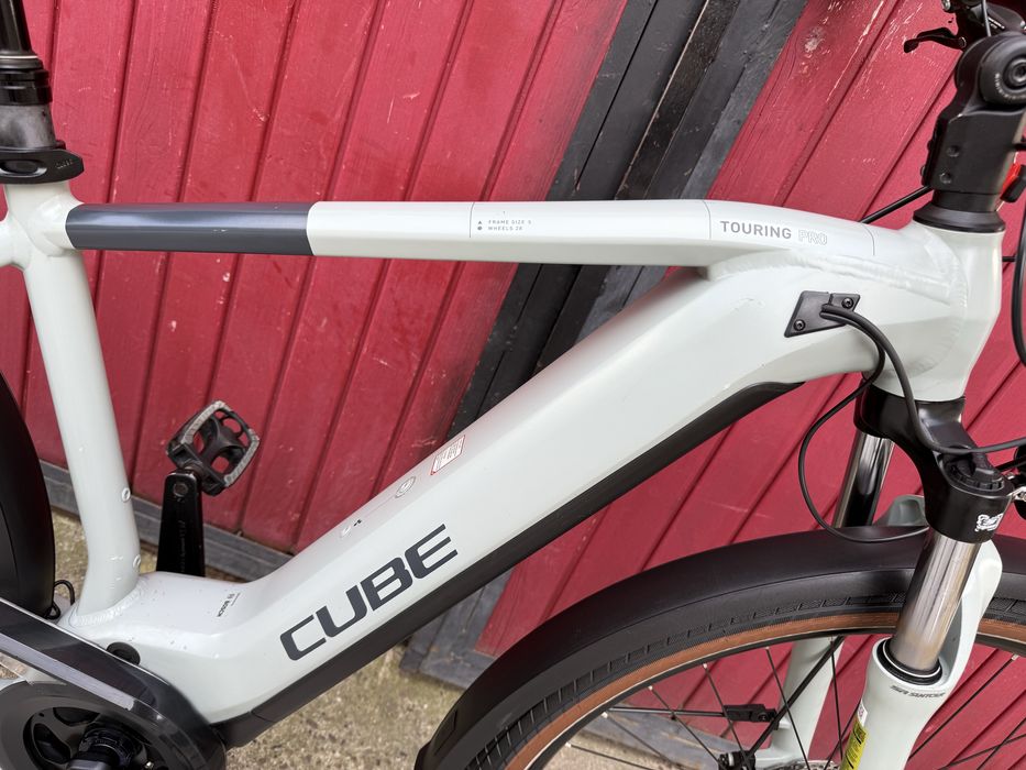 Велосипед електро Cube Touring  Pro 29