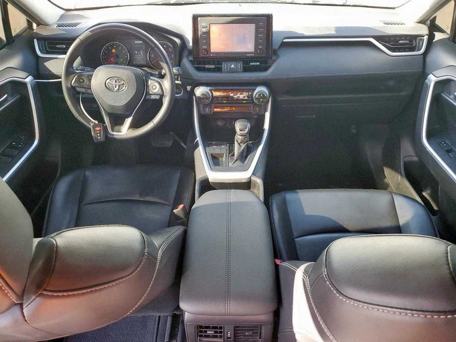 TOYOTA Rav4 XLE Premium 2020