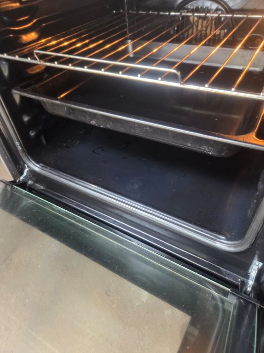 Fogão Indesit  em inox