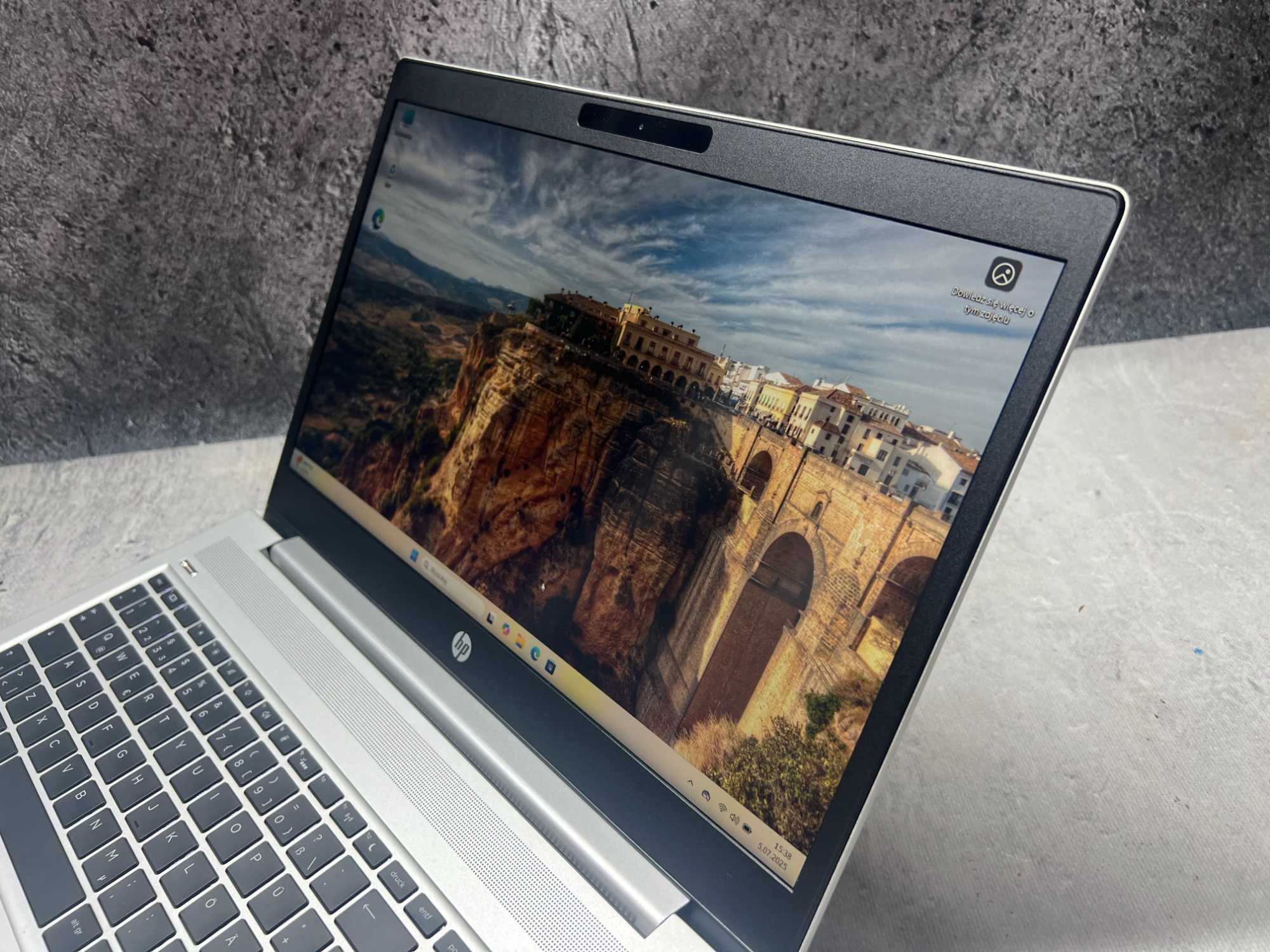 HP ProBook 450 G6 / i5 8265u 3.9GHz / 32GB DDR4 / 1TB SSD / 15.6 FHD