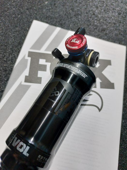 Nowy damper Fox Performance Elite DPS 190x40 Remote