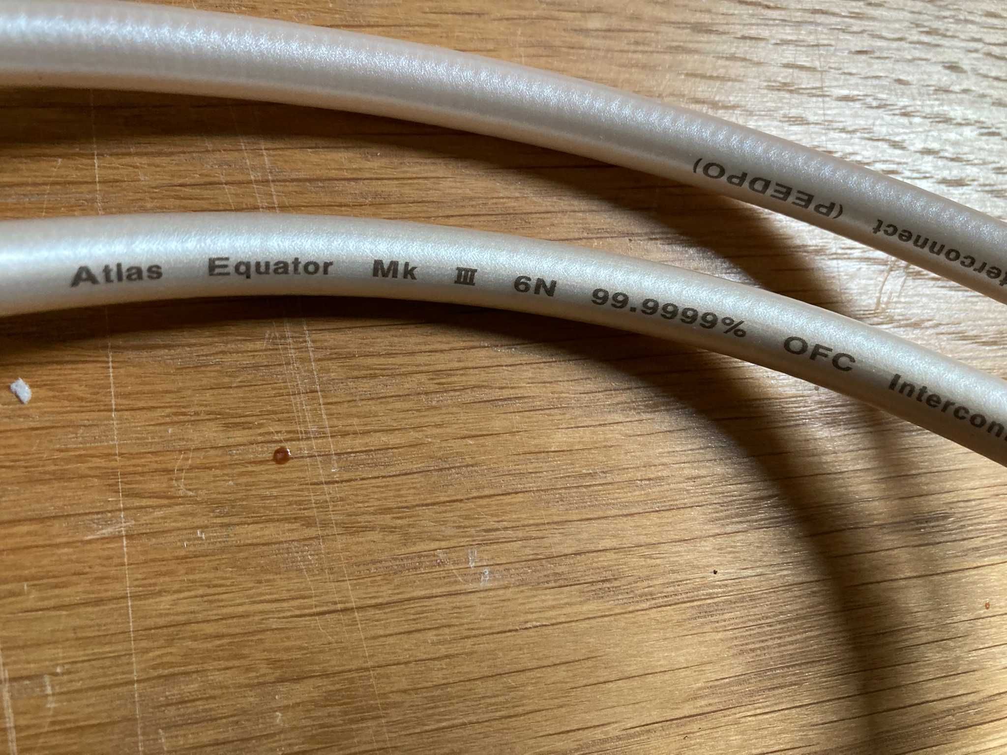 Atlas Equator Integra Asymmetrical - cabo interconnect
