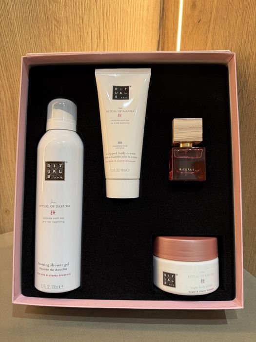 Подарунковий набір RITUALS OF SAKURA