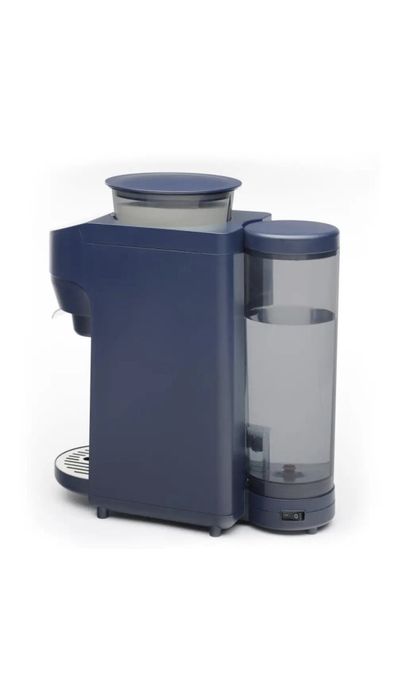 Машинка для приготування дитячої суміші.