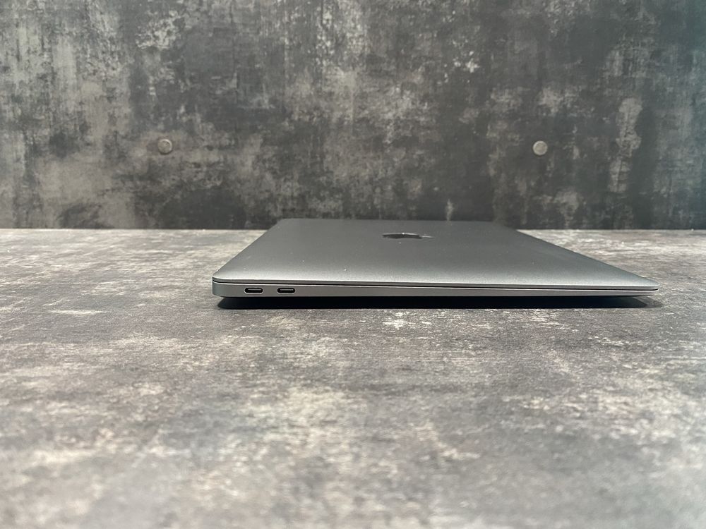 MacBook Air 13” A2179 i5-1030NG7 16RAM 256SSD 189циклів