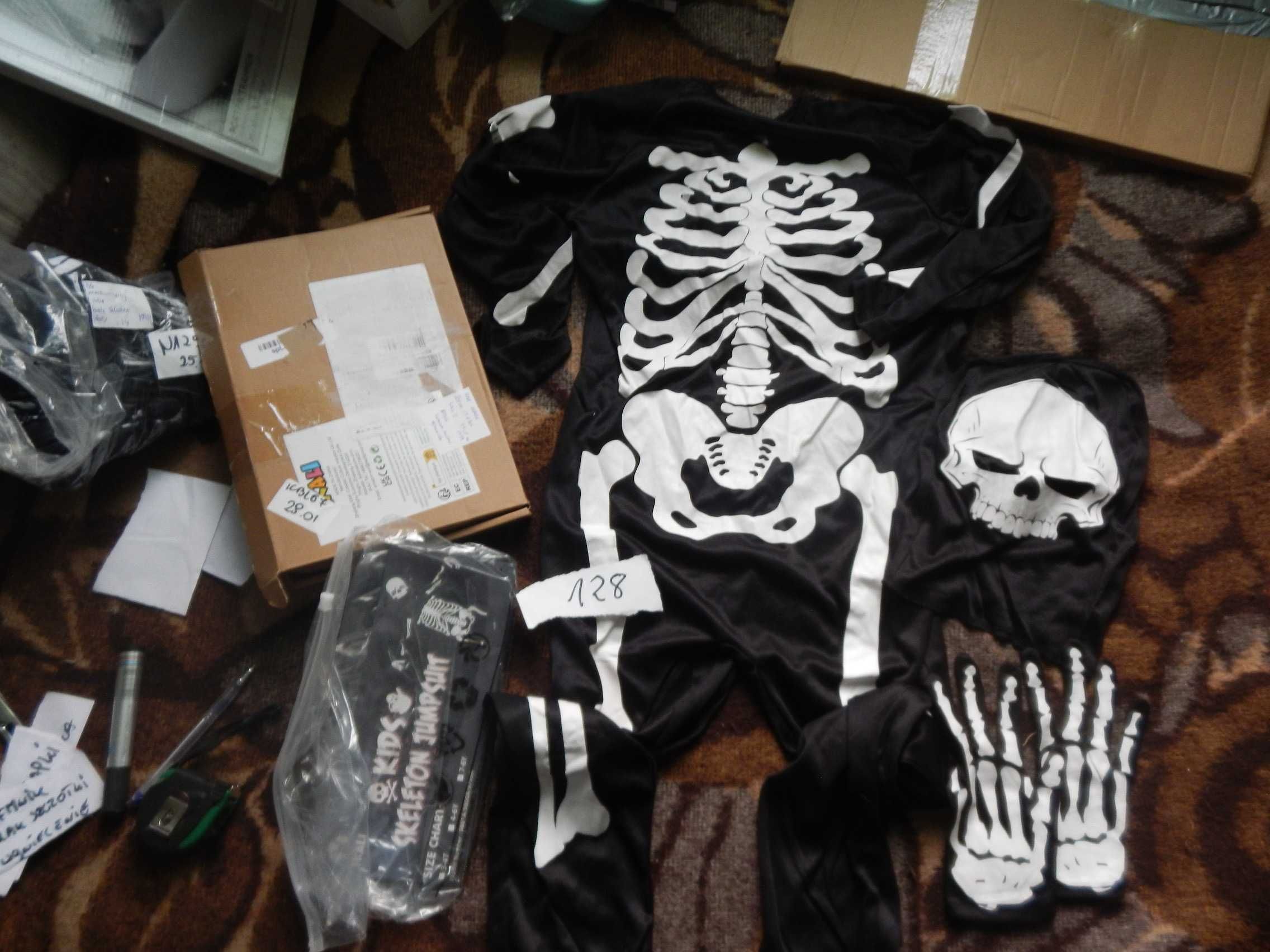 Wyprzedaż->Kostium szkieletowy dziecięcy na Halloween rozmiar 140