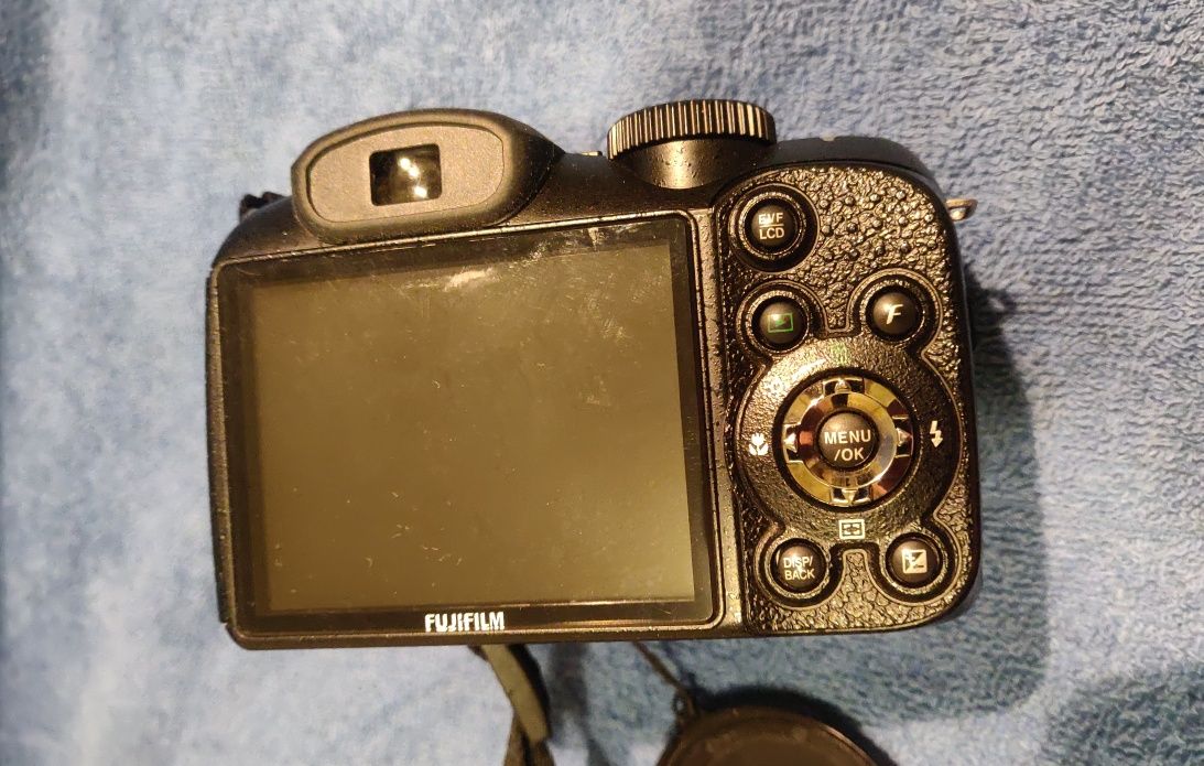Фотоаппарат fujifilm FinePix S1800 18× оптический зум
