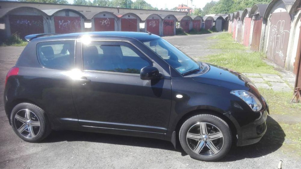 Sprzedam samochód marki Suzuki Swift